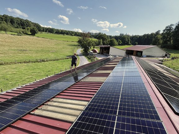 Installation photovoltaïque de panneaux solar edge à Charmois-l'Orgueilleux dans les Vosges